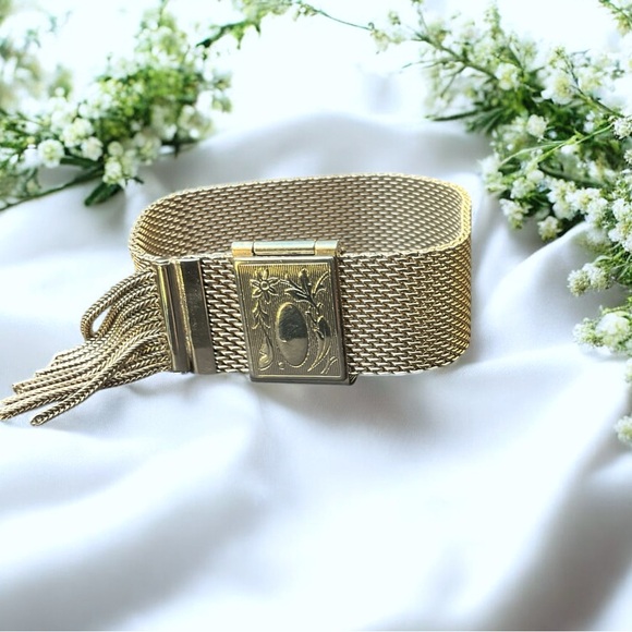 🌺Vintage Victorian Revival Mesh Bracelet - Picture 4 of 11